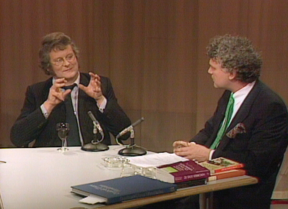 van Dis & O'Hanlon (scene) - Hier is Adriaan van Dis - VPRO